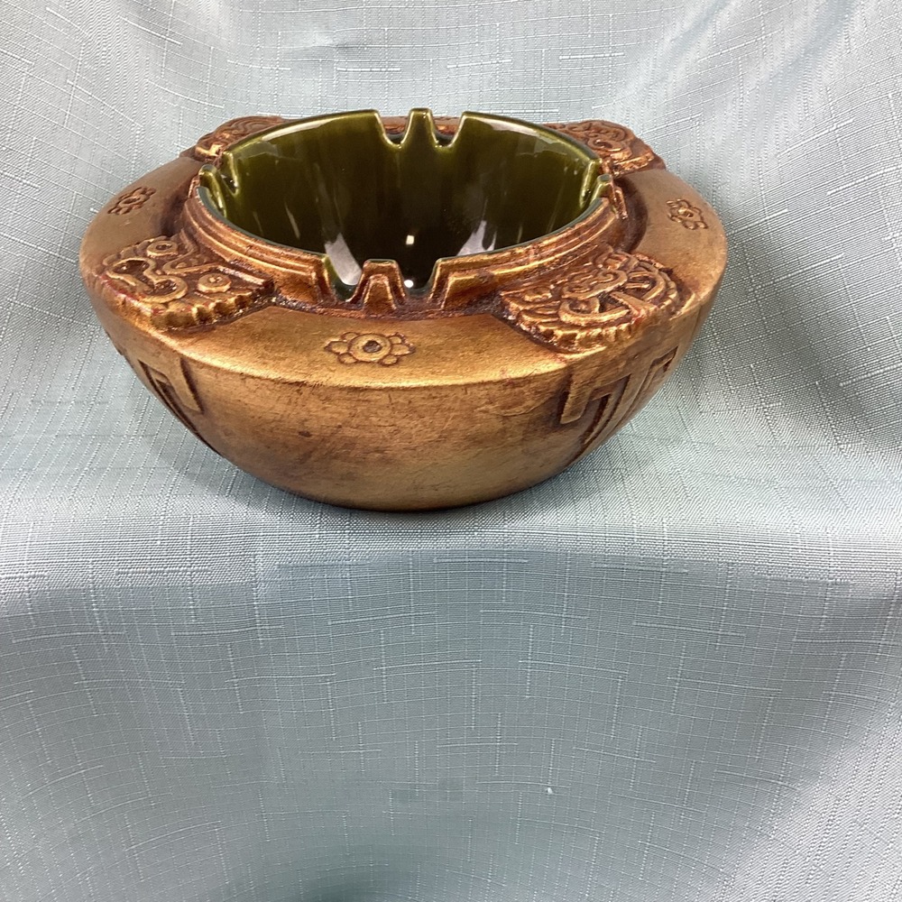 McFarlin Potteries Jo Freeman California Gold Leaf Green Ceramic Ashtray MCM